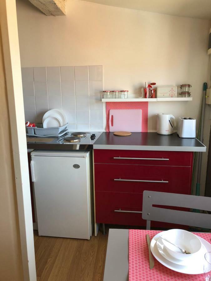 Sous Le Toit Pres De La Cathedrale St.Pierre Appartement Montpellier Buitenkant foto