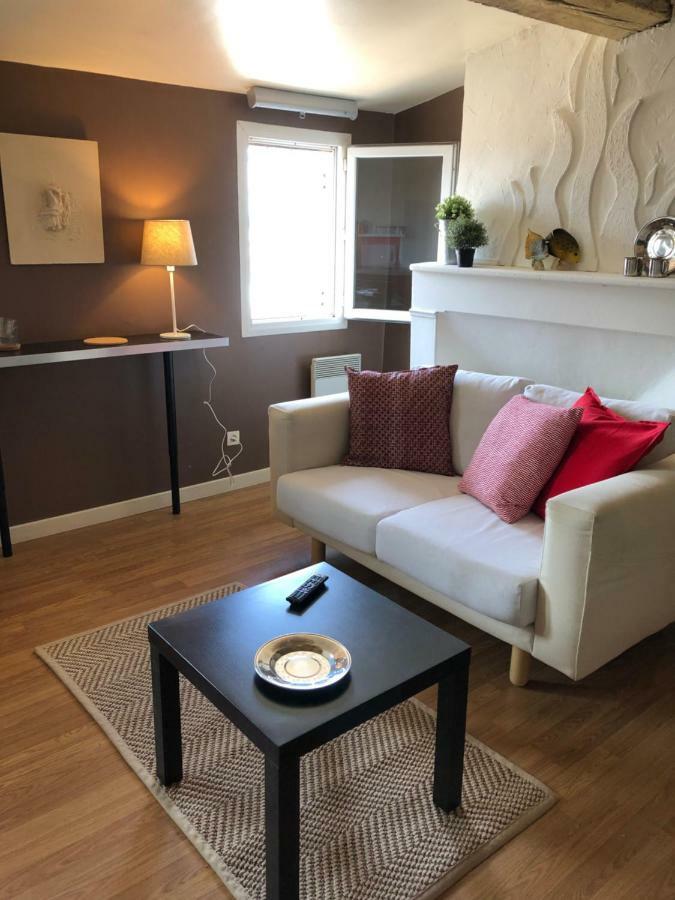 Sous Le Toit Pres De La Cathedrale St.Pierre Appartement Montpellier Buitenkant foto